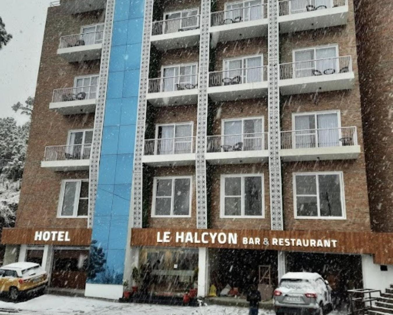 Hotel Le Halcyon , Kasauli Solan Ngoại thất bức ảnh
