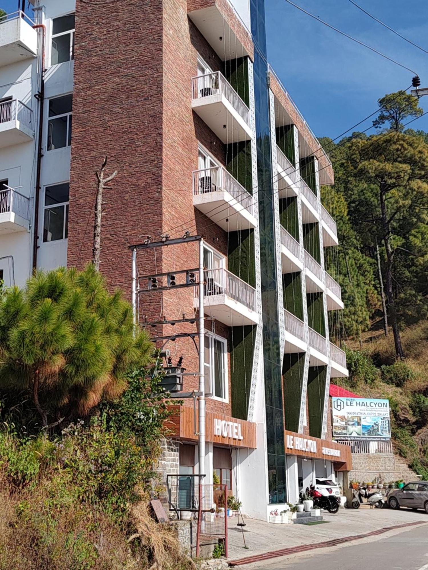Hotel Le Halcyon , Kasauli Solan Ngoại thất bức ảnh