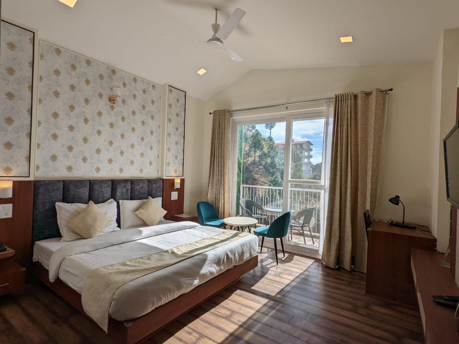 Hotel Le Halcyon , Kasauli Solan Ngoại thất bức ảnh